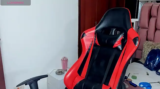 Snapshot of sara_slut21 chatting on March 2025 02:43:02 AM sara slut21 online show from March 2025 02:43:02 AM