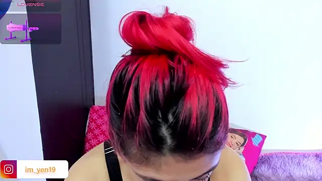 Snapshot of adahraa_younng chatting on October 2025 10:54:02 PM adahraa younng online show from October 2025 10:54:02 PM