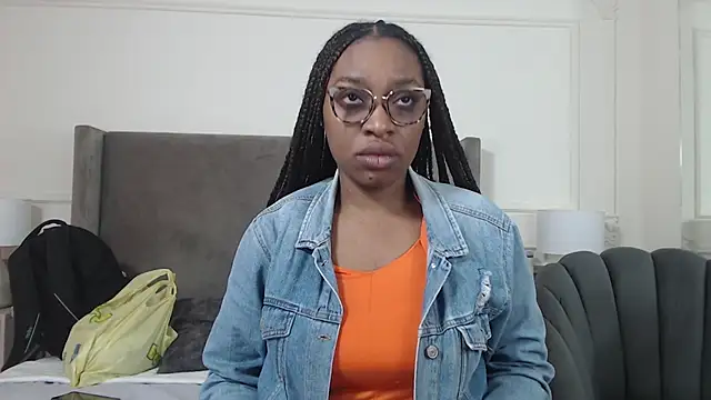 NatashaSilver online show from October 2025 01:01:01 PM