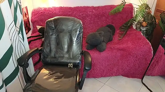 Snapshot of kathie_lozada chatting on October 2025 05:51:02 AM kathie lozada online show from October 2025 05:51:02 AM