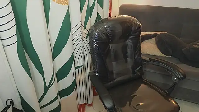 Snapshot of kathie_lozada chatting on November 2025 05:18:02 AM kathie lozada online show from November 2025 05:18:02 AM