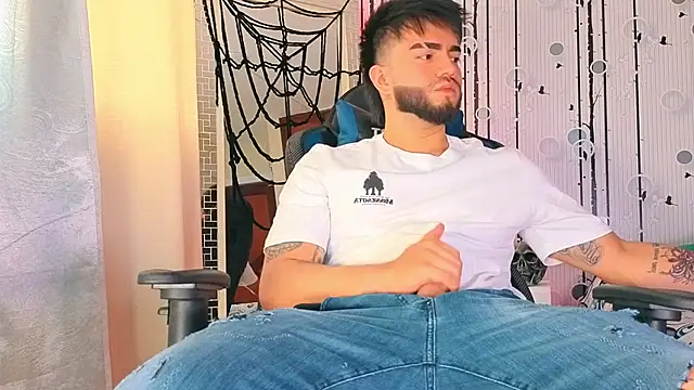 King Draven3 online show from October 2025 07:14:01 PM