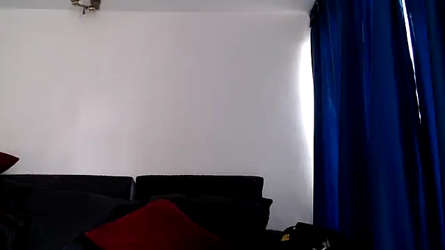 Snapshot of evilheart_69 chatting on October 2025 04:36:02 PM evilheart 69 online show from October 2025 04:36:02 PM