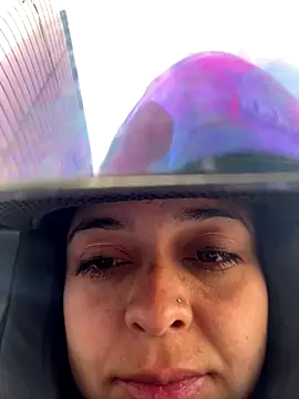 Emily Rivers  online show from October 2025 12:58:01 PM