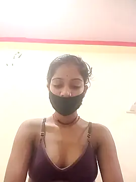 Snapshot of Basanti_143 chatting on September 2025 11:29:01 PM Basanti 143 online show from September 2025 11:29:01 PM