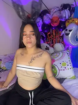 Snapshot of MiaRousexxx_ chatting on October 2025 12:56:02 AM MiaRousexxx online show from October 2025 12:56:02 AM