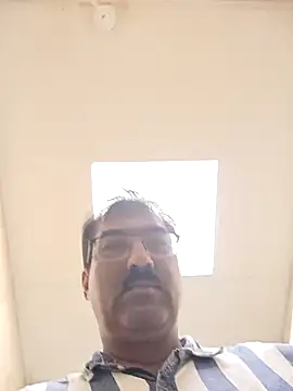 moonflower25 online show from October 2025 09:45:01 PM