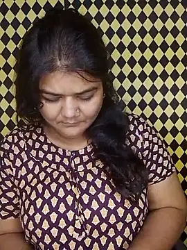 Snapshot of Meenu_tiwari chatting on September 2025 06:52:02 PM Meenu tiwari online show from September 2025 06:52:02 PM