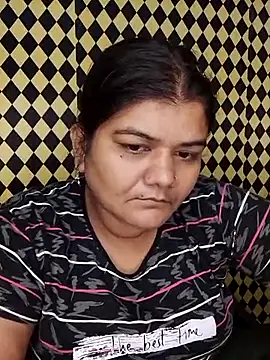 Snapshot of Meenu_tiwari chatting on September 2025 09:05:02 PM Meenu tiwari online show from September 2025 09:05:02 PM