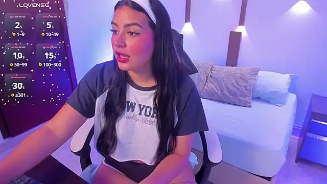 menny kiss online show from October 2025 02:30:01 AM