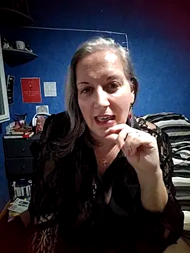 Feelineducentre online show from October 2025 09:23:01 PM