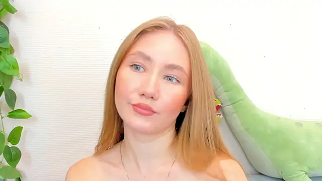 AlexMiss Ray online show from September 2025 02:33:01 AM