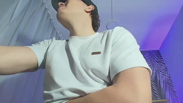 SEXYBOY VC online show from November 2025 12:05:02 PM