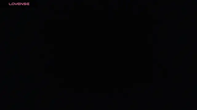 Snapshot of zohet_kriss chatting on October 2025 03:46:02 PM zohet kriss online show from October 2025 03:46:02 PM