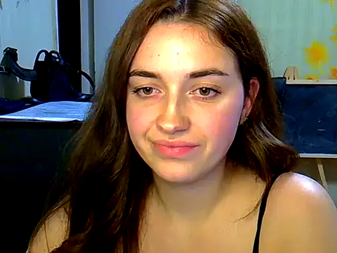 Snapshot of daniella_brun chatting on October 2025 06:19:02 PM daniella brun online show from October 2025 06:19:02 PM