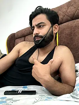 hottestboy03 online show from October 2025 05:15:01 AM