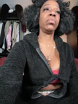 Snapshot of Kennady_Buxum_Goddess chatting on October 2025 03:28:02 AM Kennady Buxum Goddess online show from October 2025 03:28:02 AM