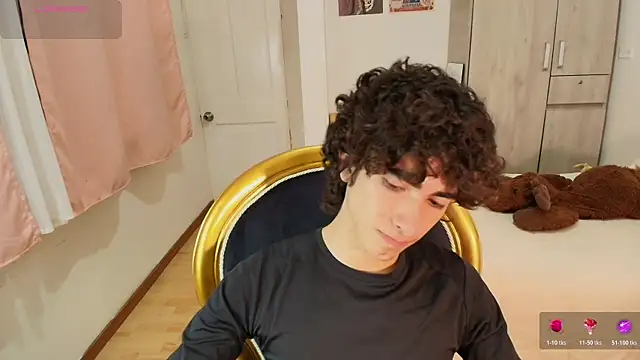 Snapshot of Nude_Boy18 chatting on November 2025 12:11:02 AM Nude Boy18 online show from November 2025 12:11:02 AM