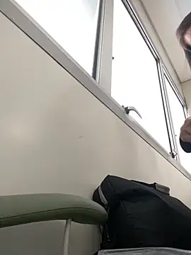 lucioliveira online show from October 2025 02:06:02 PM