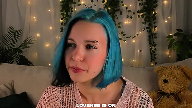 Snapshot of JodyBruster chatting on October 2025 01:12:01 PM JodyBruster online show from October 2025 01:12:01 PM