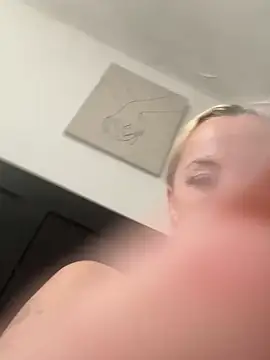 XBlonde spiceX online show from September 2025 10:06:01 AM
