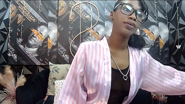 Lilmisbaddyxxx online show from September 2025 07:41:02 PM