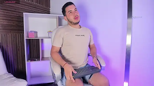 Axel grey  online show from November 2025 12:16:01 PM