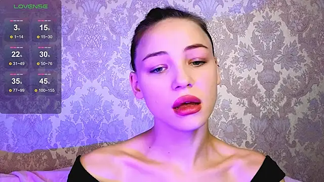 Lily Me online show from September 2025 05:53:02 AM