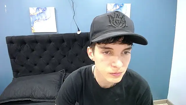 Jheampiiero online show from November 2025 01:55:02 PM