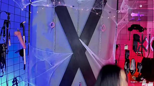 VictoryaLiah BDSM online show from October 2025 12:37:01 PM