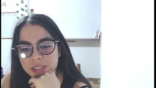 NatashaRose18 online show from October 2025 08:48:01 PM