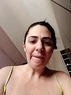 Snapshot of _SexyPetite_ chatting on September 2025 06:44:02 PM SexyPetite online show from September 2025 06:44:02 PM