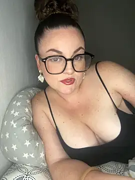 whitequeen xxx online show from September 2025 08:31:01 PM