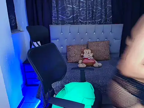barbie angels online show from September 2025 10:24:02 PM