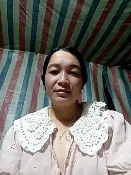 Snapshot of Bliss_rose chatting on October 2025 12:00:02 AM Bliss rose online show from October 2025 12:00:02 AM