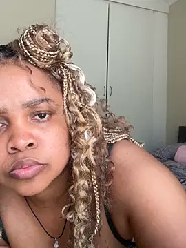 Snapshot of XXXquisiteVixen chatting on November 2025 08:59:02 AM XXXquisiteVixen online show from November 2025 08:59:02 AM