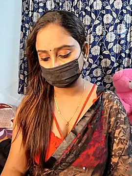 Cute-lusi online show from October 2025 06:52:01 PM