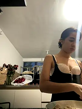 Kassie Collins online show from September 2025 11:09:02 PM