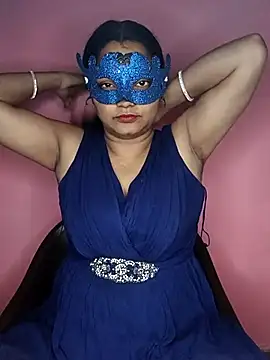 Snapshot of MEERAcle chatting on October 2025 05:08:01 PM MEERAcle online show from October 2025 05:08:01 PM