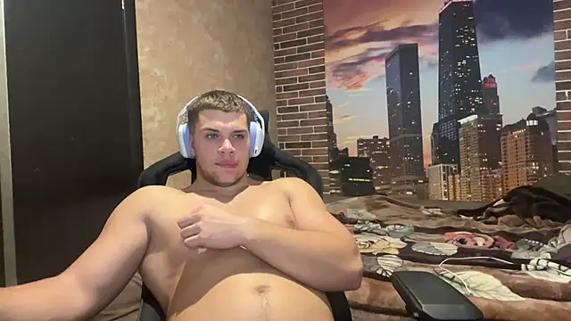 MusclePhantom online show from October 2025 08:59:02 PM