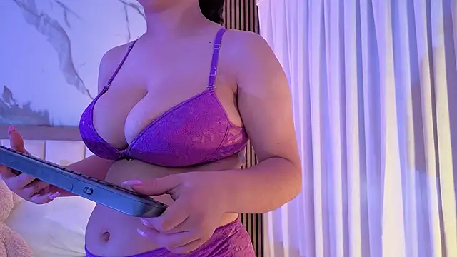 LunaRosse  online show from October 2025 11:33:01 AM