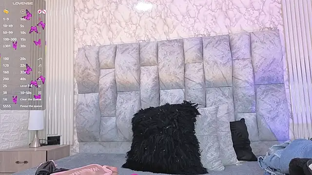 railey rosse  online show from October 2025 07:56:02 PM