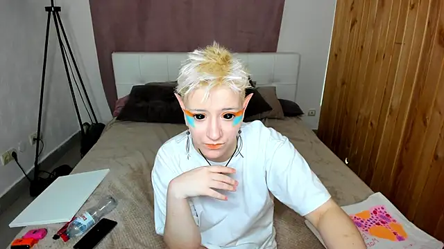 KayleBloom online show from September 2025 03:41:02 AM