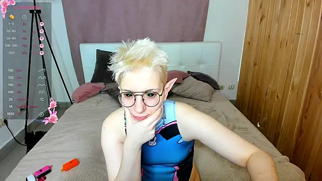 KayleBloom online show from September 2025 02:35:01 AM