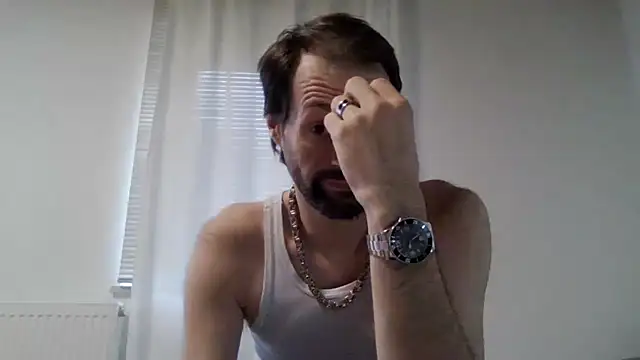 Snapshot of XLBarehengst chatting on October 2025 07:28:01 AM XLBarehengst online show from October 2025 07:28:01 AM