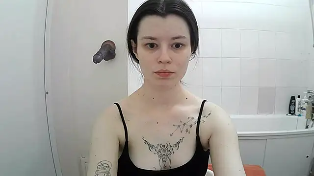 EdlinEngelby online show from November 2025 07:25:02 PM