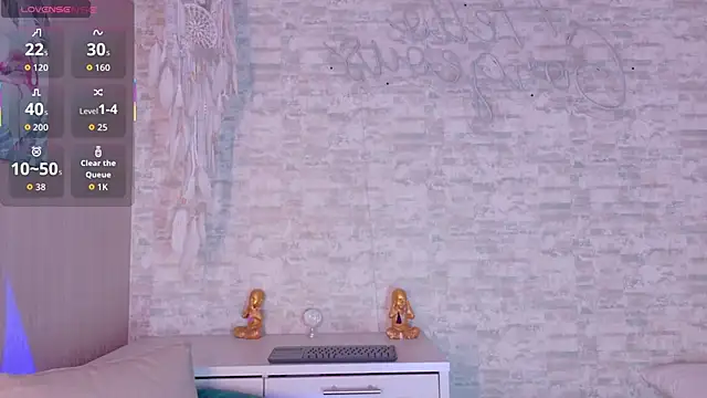 elizabethvega  online show from October 2025 12:37:02 PM