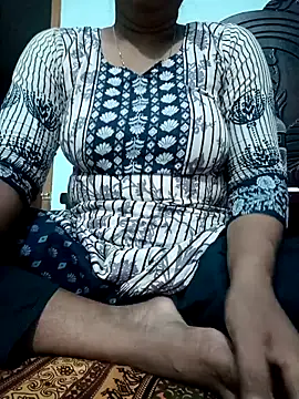 Rina-2 online show from October 2025 01:09:01 PM