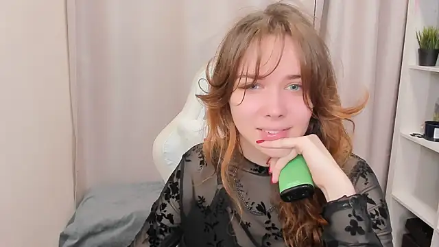 Anabel Montereau online show from September 2025 08:47:01 AM