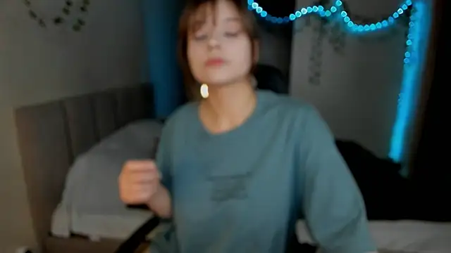 Snapshot of Selena_Durden chatting on October 2025 07:47:02 PM Selena Durden online show from October 2025 07:47:02 PM